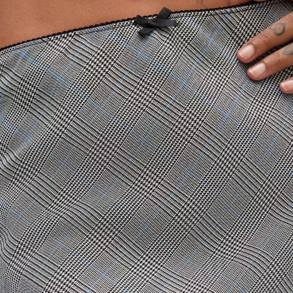 NWT Urban Outfitters Renewal Remnants Plaid Knee Length Column Midi Skirt Size M - Picture 13 of 13